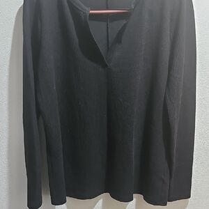 Zenana Outfitters Black Long Sleeve Top